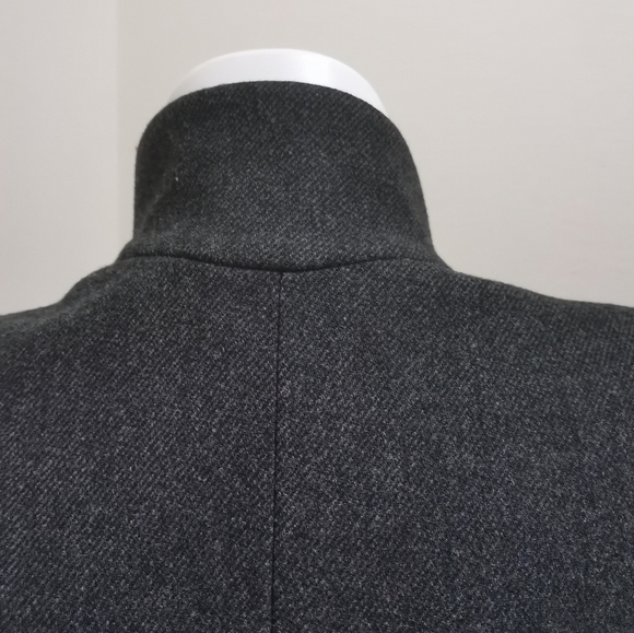 PRADA 100 %WOOL WOMEN'S LONG COAT. - Picture 14 of 16